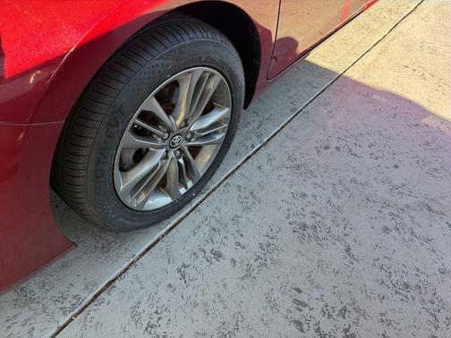 2017 Toyota Camry XLE