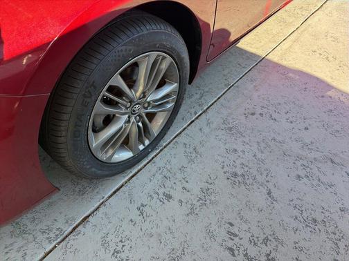 2017 Toyota Camry XLE