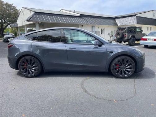 Gray 2023 Tesla Model Y Performance Dual Motor All-Wheel Drive