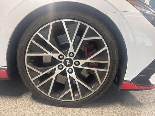 2022 Hyundai ELANTRA N Base