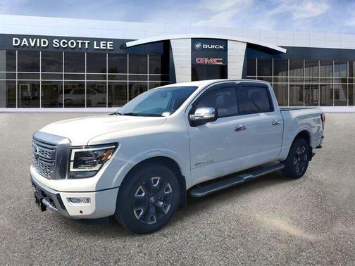 2022 Nissan Titan Platinum Reserve