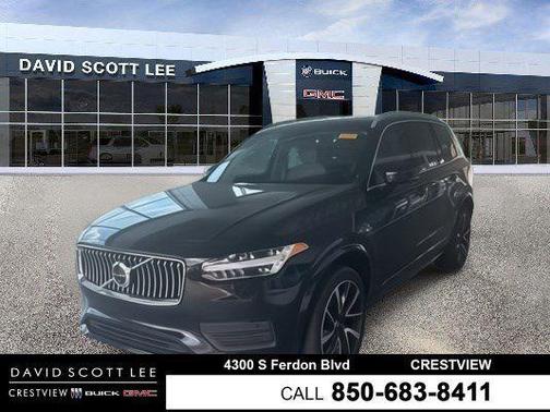 2022 Volvo XC90 T6 Momentum