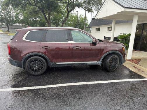 Sangria 2021 Kia Telluride SX