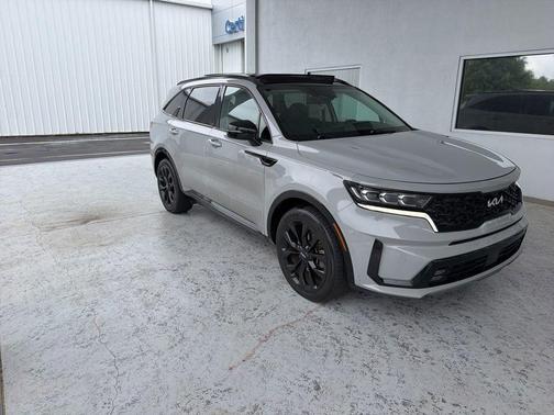 Wolf Gray 2022 Kia Sorento SX