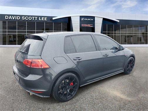 2016 Volkswagen Golf GTI 2.0T SE 4-Door