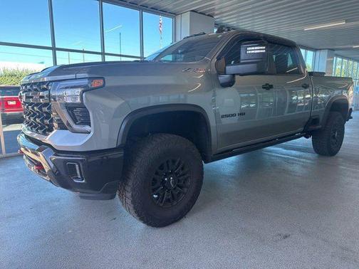 2024 Chevrolet Silverado 2500 4WD Crew Cab Standard Bed ZR2