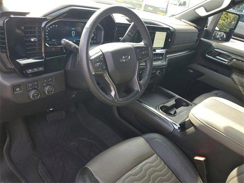 2024 Chevrolet Silverado 2500 4WD Crew Cab Standard Bed ZR2