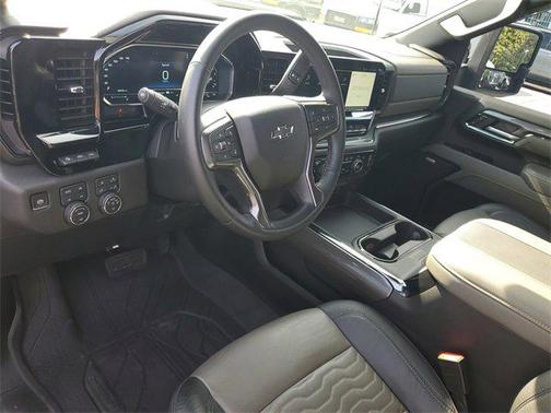 2024 Chevrolet Silverado 2500 4WD Crew Cab Standard Bed ZR2