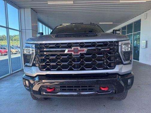 2024 Chevrolet Silverado 2500 4WD Crew Cab Standard Bed ZR2