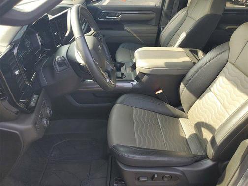 2024 Chevrolet Silverado 2500 4WD Crew Cab Standard Bed ZR2