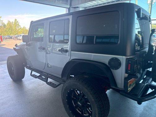 Billet Silver Metallic Clearcoat 2016 Jeep Wrangler Unlimited Sahara