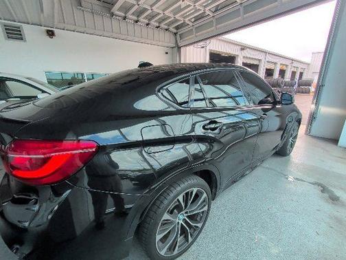 2018 BMW X6 xDrive50i
