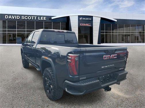 2025 GMC Sierra 2500 AT4