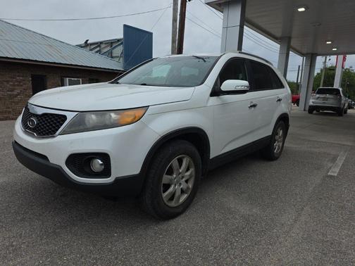 Snow White Pearl 2012 Kia Sorento LX