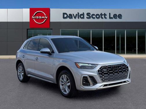 2022 Audi Q5 45 S line Premium