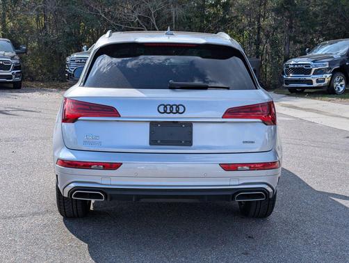 2022 Audi Q5 45 S line Premium