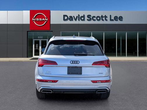 2022 Audi Q5 45 S line Premium