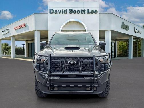 2025 Toyota Tacoma Hybrid TRD Sport