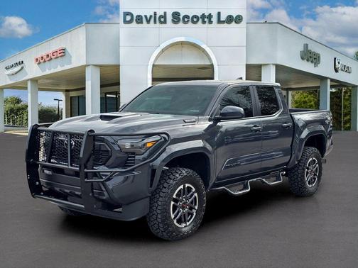 2025 Toyota Tacoma Hybrid TRD Sport