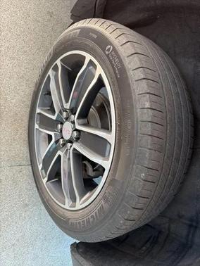 Cayenne Red Tintcoat 2022 GMC Acadia FWD SLT