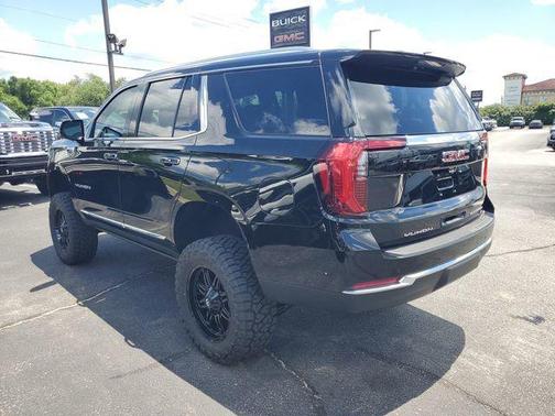Onyx Black 2026 GMC Yukon 4WD Elevation