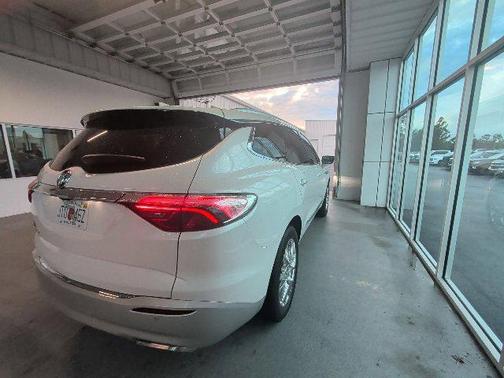 2023 Buick Enclave Premium FWD