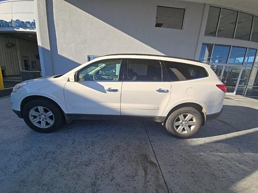 2010 Chevrolet Traverse LT