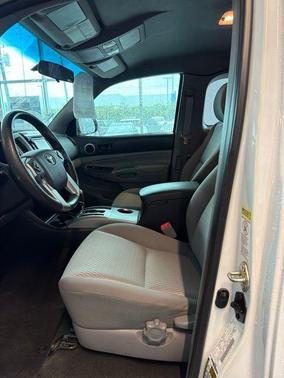 Super White 2015 Toyota Tacoma PreRunner