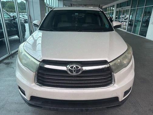 Blizzard Pearl 2016 Toyota Highlander LE Plus
