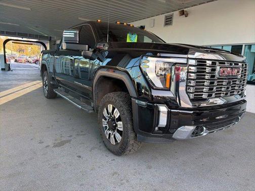 2024 GMC Sierra 2500 Denali