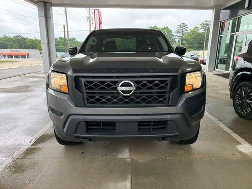 Gun Metallic 2022 Nissan Frontier S