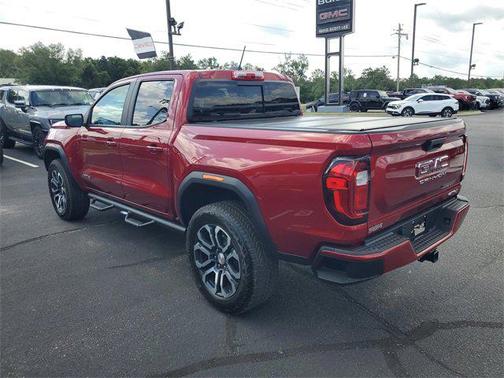 2023 GMC Canyon Base
