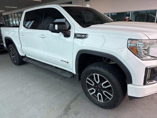 Summit White 2019 GMC Sierra 1500 AT4