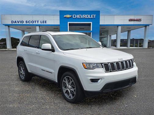 2021 Jeep Grand Cherokee Laredo