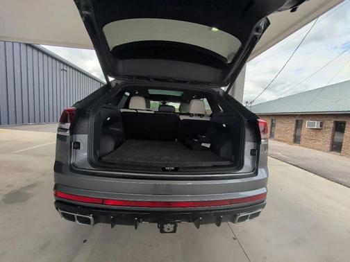 Gray 2025 Volkswagen Atlas Cross Sport 2.0T SEL Premium