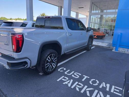 Thunderstorm Gray 2024 GMC Sierra 1500 AT4