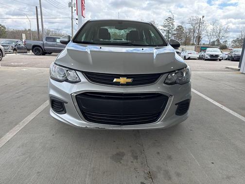 2020 Chevrolet Sonic FWD Sedan LT