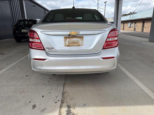 2020 Chevrolet Sonic FWD Sedan LT