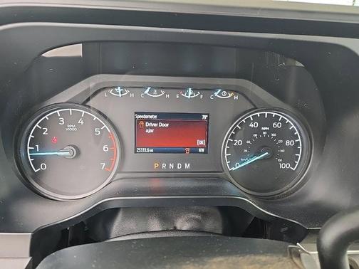 Oxford White 2024 Ford F-250 XL