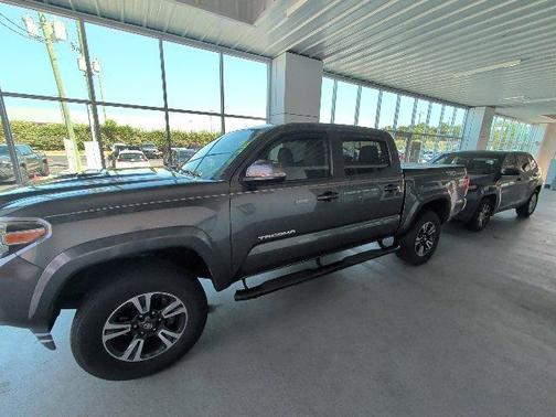 2018 Toyota Tacoma SR5