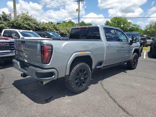 Sterling Metallic 2024 GMC Sierra 3500 AT4