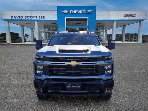 2024 Chevrolet Silverado 2500 Custom
