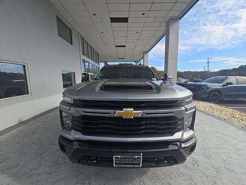 2024 Chevrolet Silverado 2500 Custom