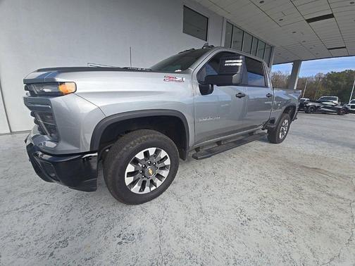 2024 Chevrolet Silverado 2500 Custom