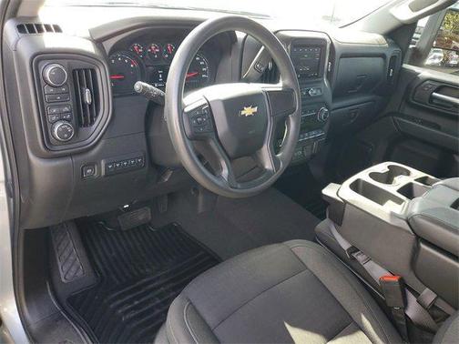 2024 Chevrolet Silverado 2500 Custom