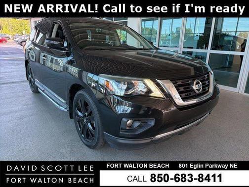 2017 Nissan Pathfinder Platinum