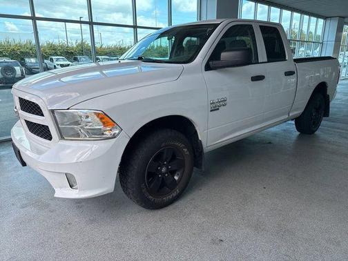 Bright White Clearcoat 2019 RAM 1500 Express