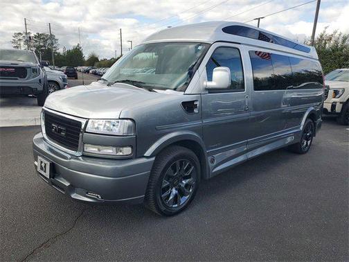 2025 GMC Savana 2500 Work Van