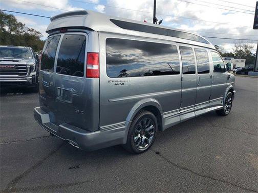 2025 GMC Savana 2500 Work Van