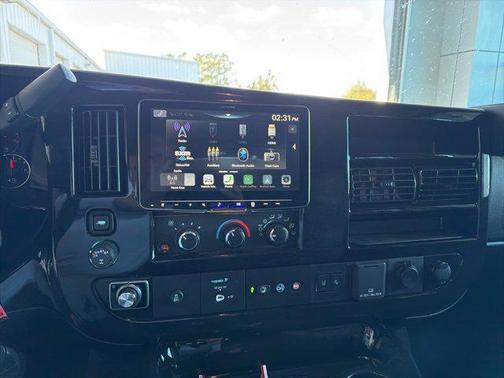 2025 GMC Savana 2500 Work Van